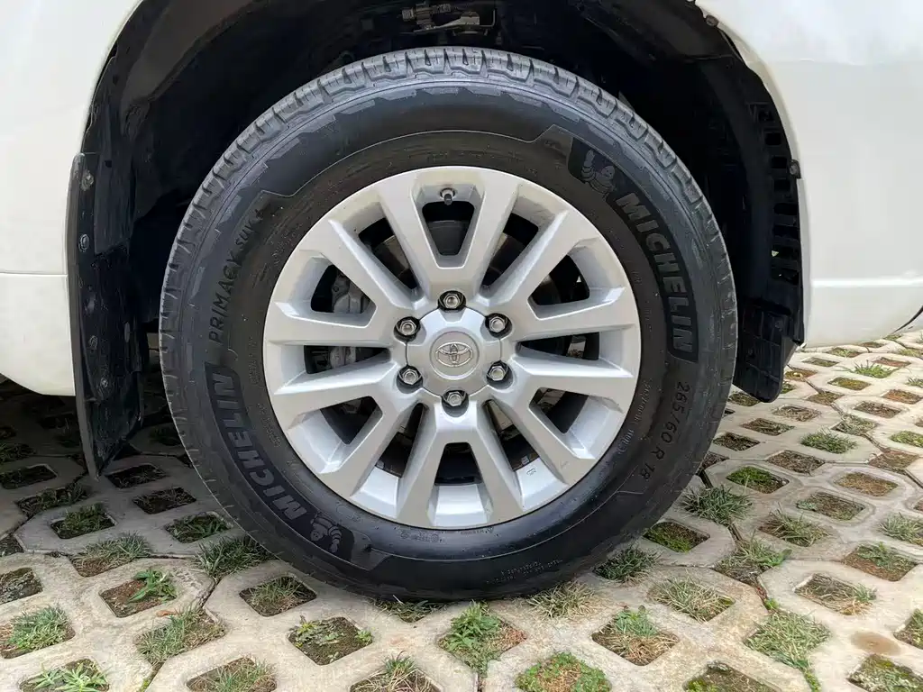 Toyota Prado 2014 — фото 15