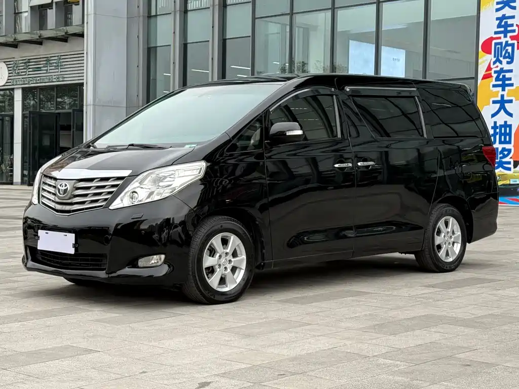 Toyota Alphard 2011 — фото 1