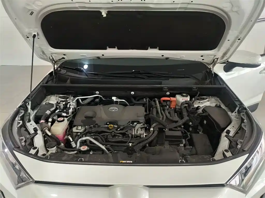 Toyota RAV4 Prime 2022 — фото 19