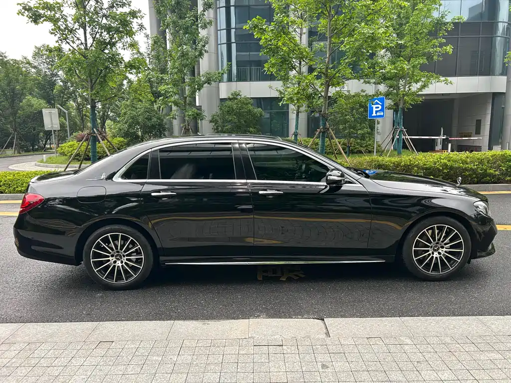 Mercedes-Benz E-Class 2018 — фото 5
