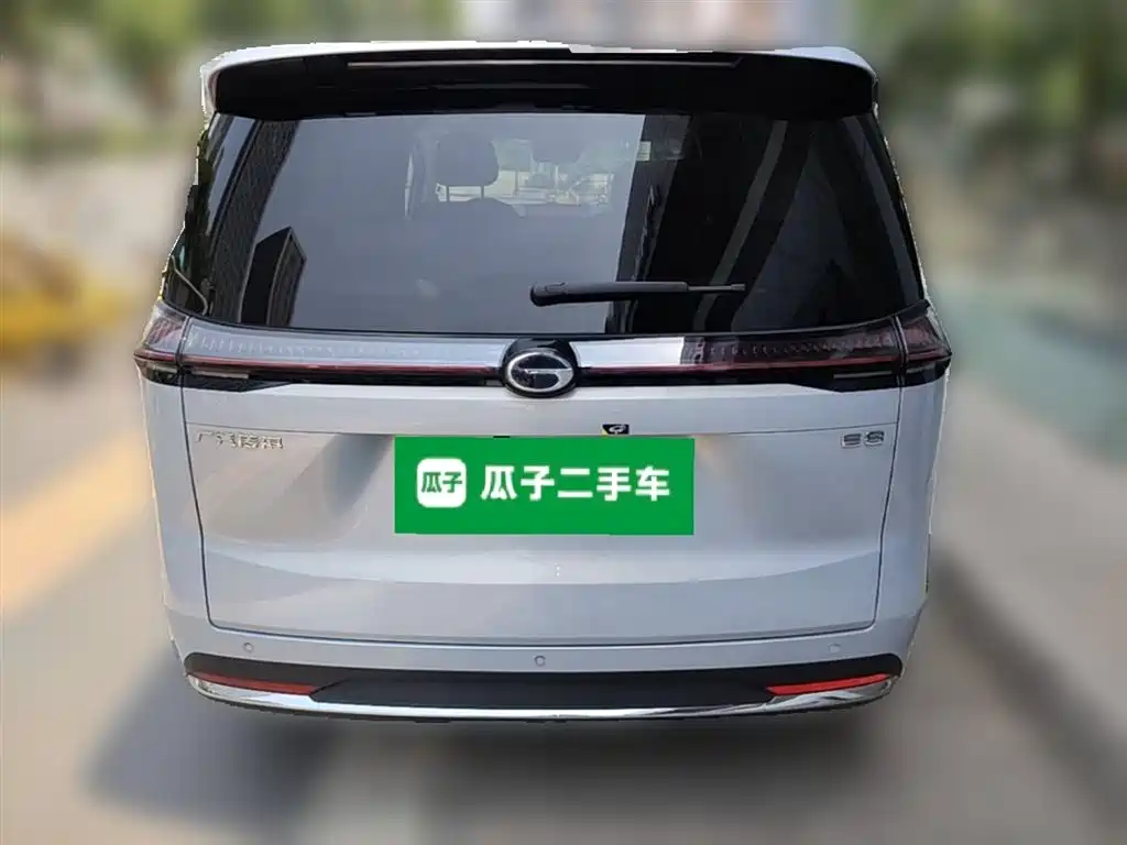 GAC Motor E8 PHEV 2024 — фото 10