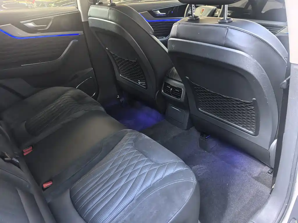 Hongqi HS5 2022 — фото 11