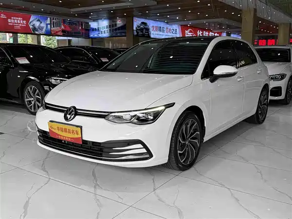Volkswagen Golf 2024