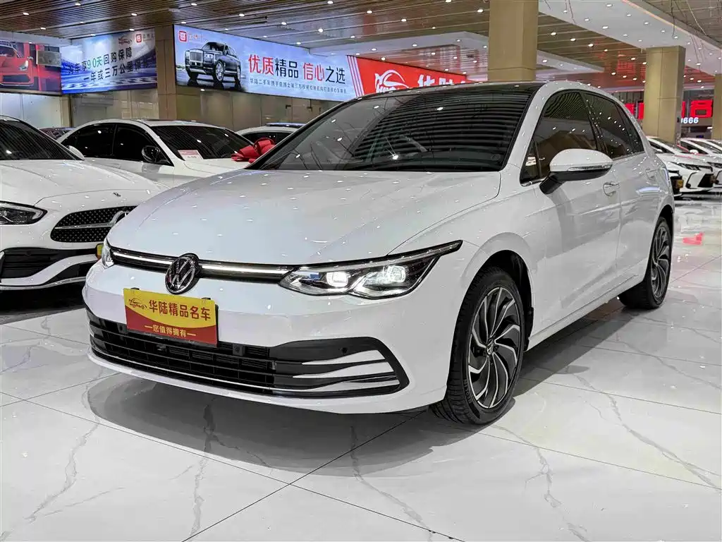 Volkswagen Golf 2022