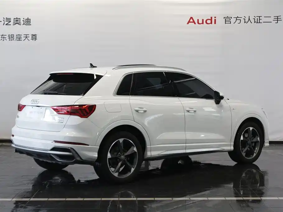 Audi Q3 2019 — фото 5