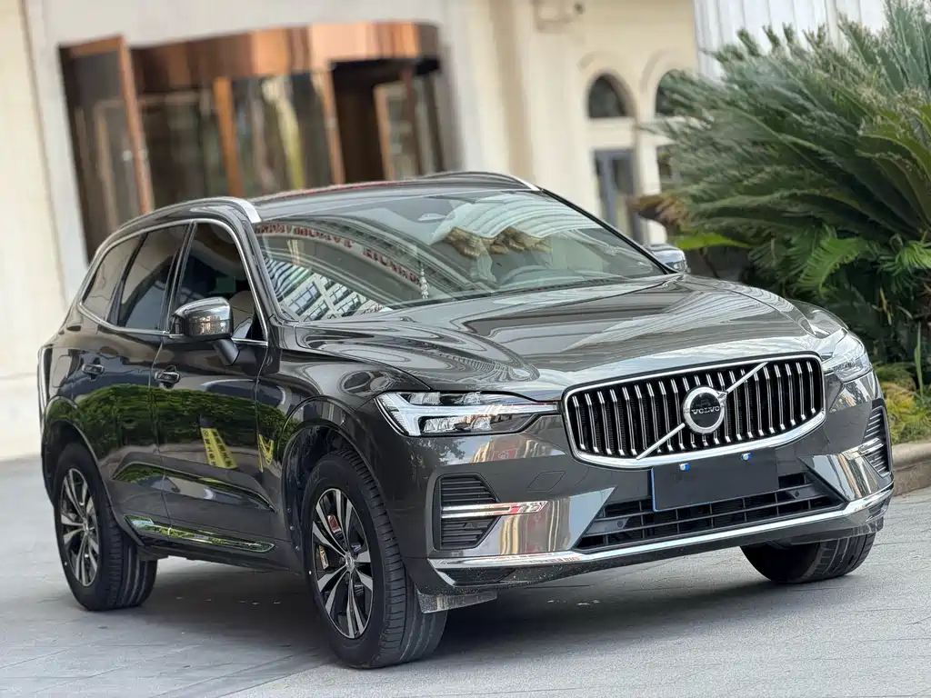 Volvo XC60 2022