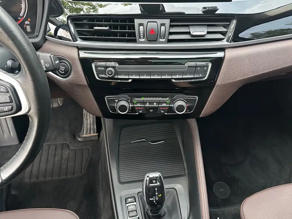 BMW X1 2022 — фото 14