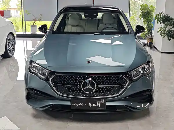 Mercedes-Benz E-Class 2025