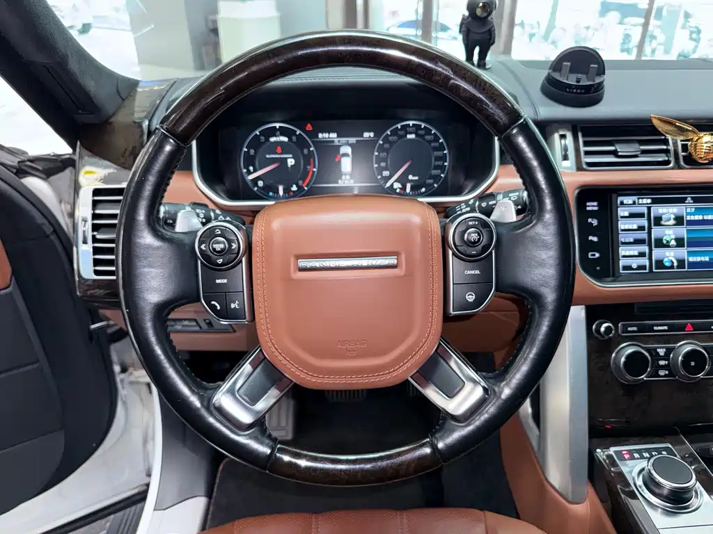 Land Rover Range Rover 2015 — фото 12