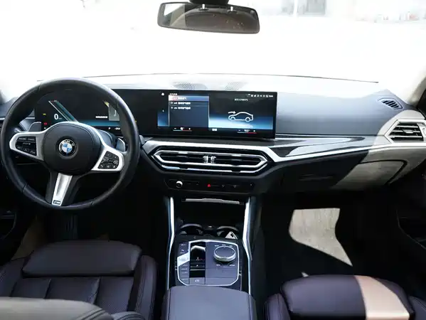 BMW 3 Series 2024