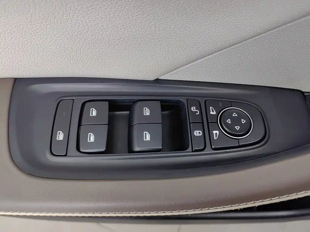 BYD Qin PLUS 2023 — фото 9