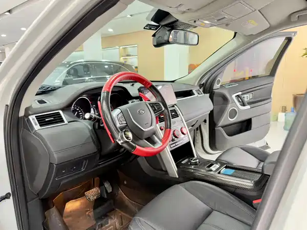 Land Rover Discovery Sport 2017