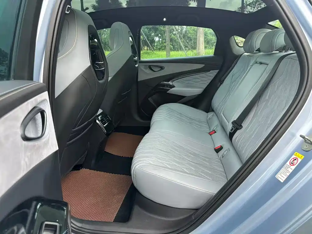 BYD Seal 2023 — фото 10