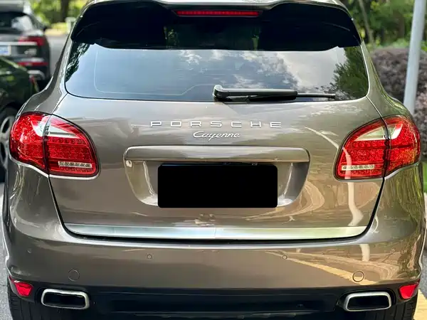 Porsche Cayenne 2014