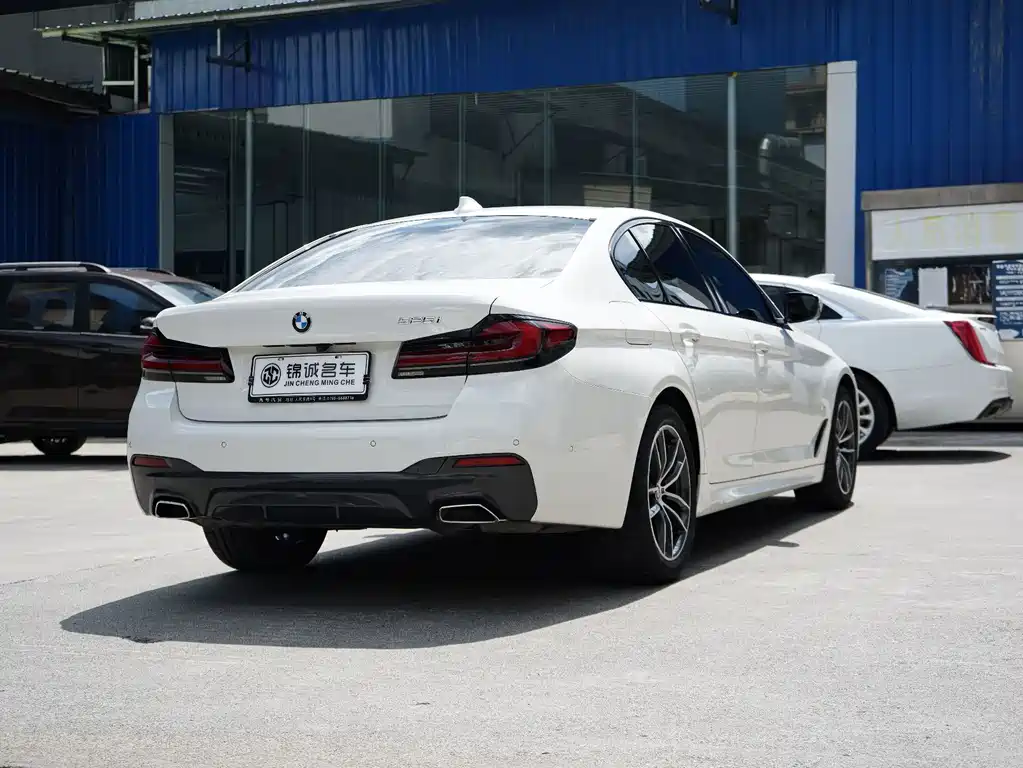 BMW 5 Series 2022