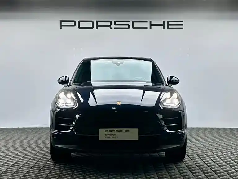 Porsche Macan 2021 — фото 2