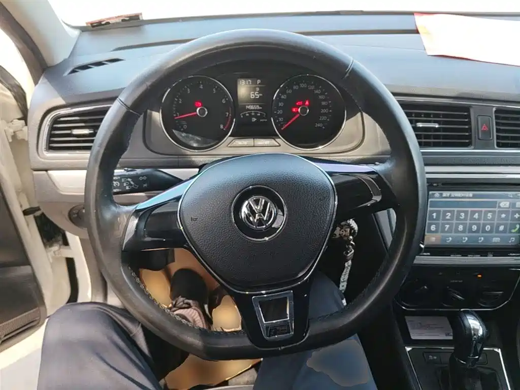 Volkswagen Gran Lavida 2016 — фото 11