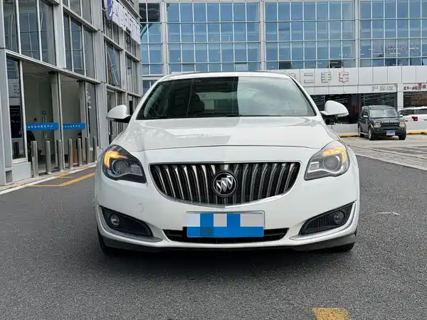 Buick Regal 2016