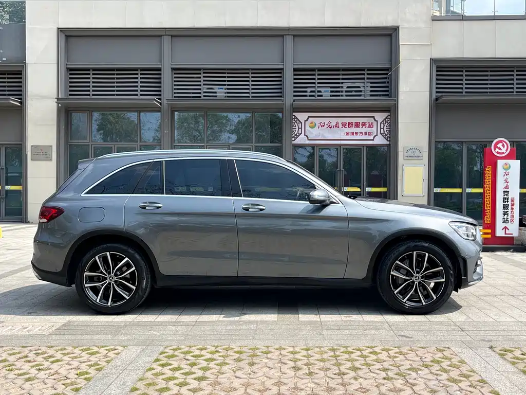 Mercedes-Benz GLC 2021