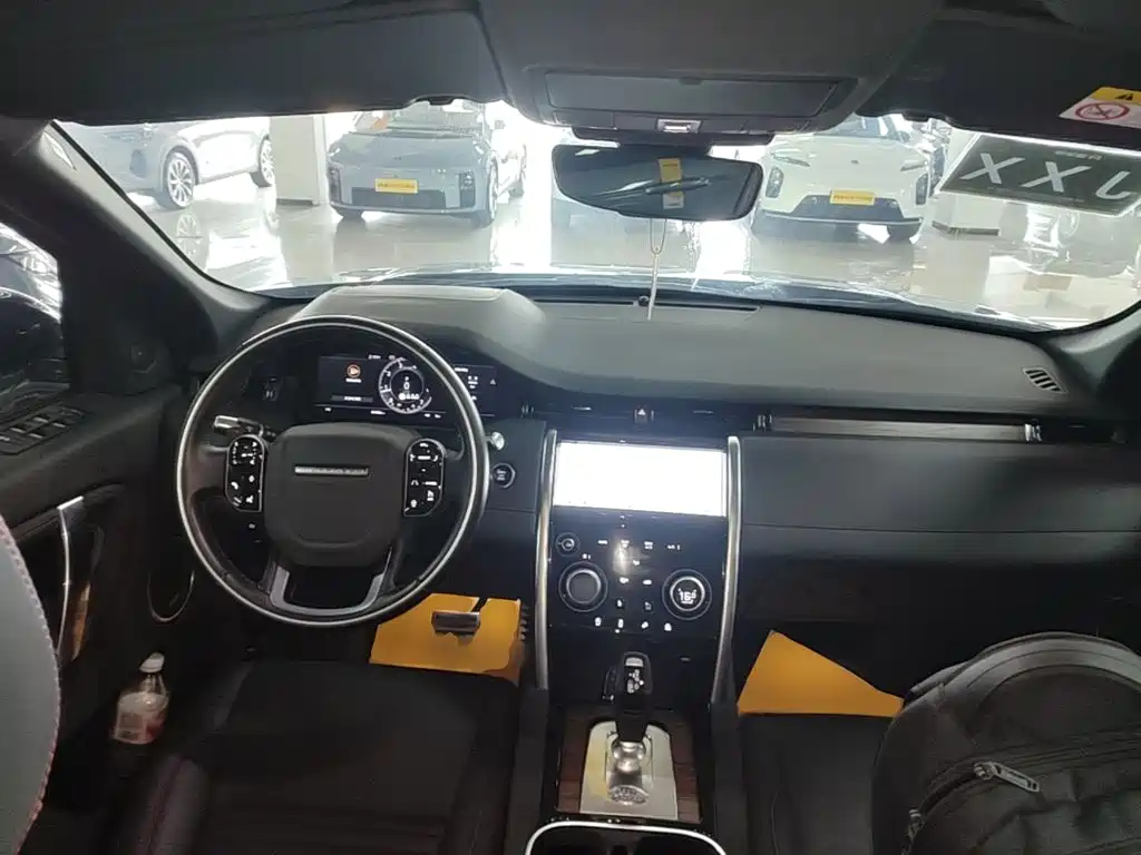 Land Rover Discovery Sport 2020 — фото 10