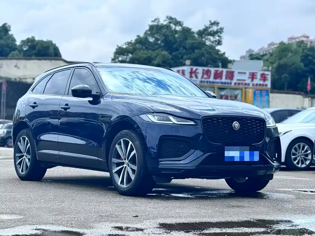 Jaguar F-PACE 2024 — фото 3