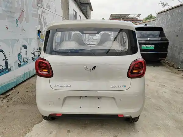 Wuling Hongguang MINIEV 2025