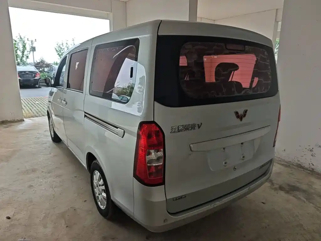 Wuling Rongguang V 2018 — фото 5