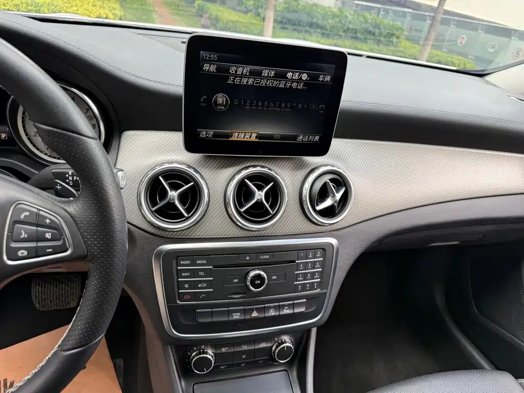 Mercedes-Benz GLA 2017 — фото 24