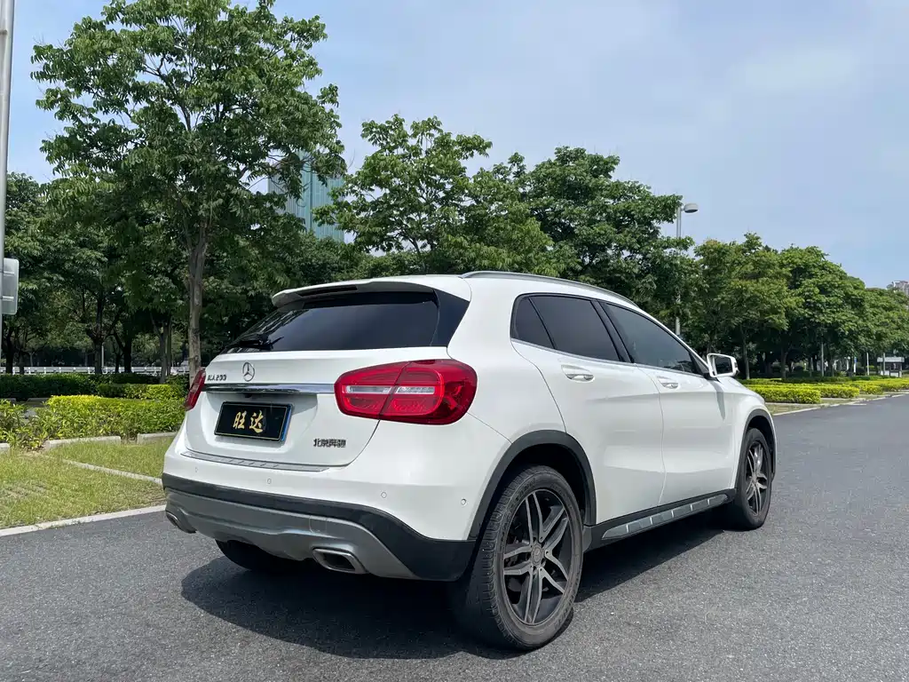 Mercedes-Benz GLA 2016 — фото 9