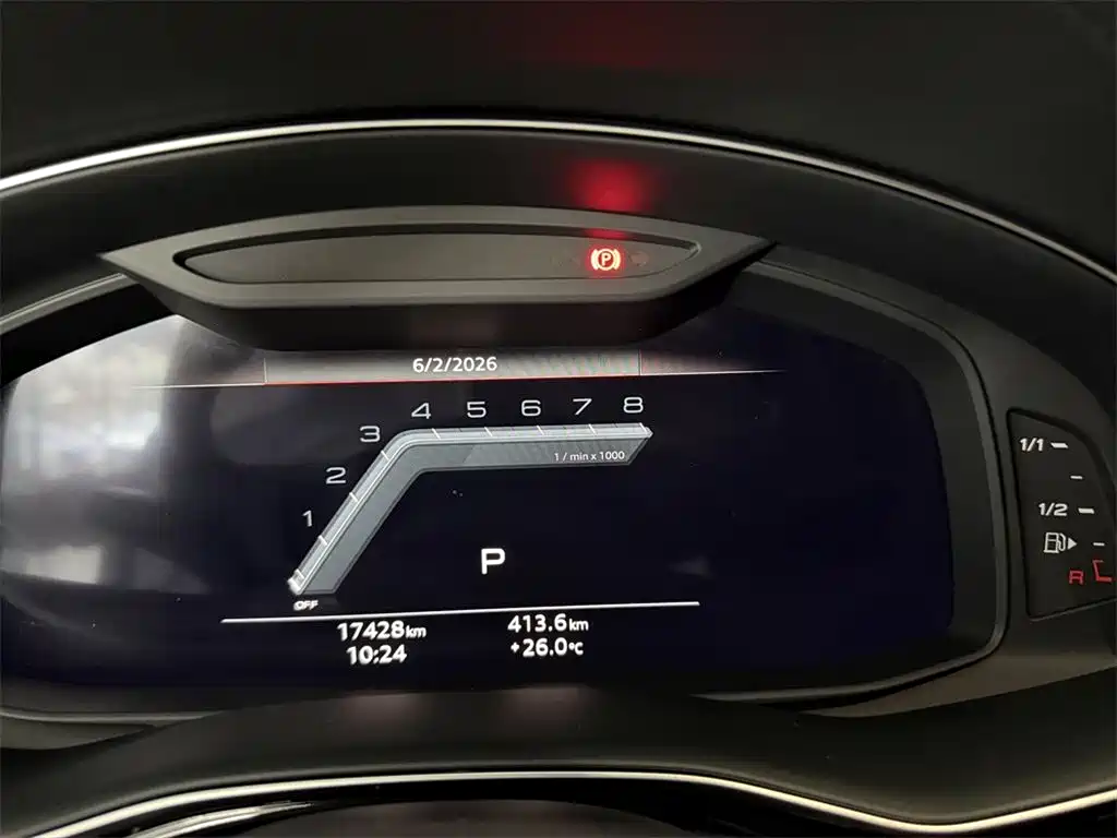 Audi SQ7 2024 — фото 10
