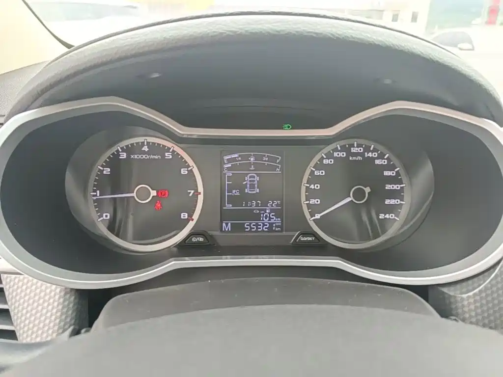 Geely Emgrand GS 2017 — фото 12