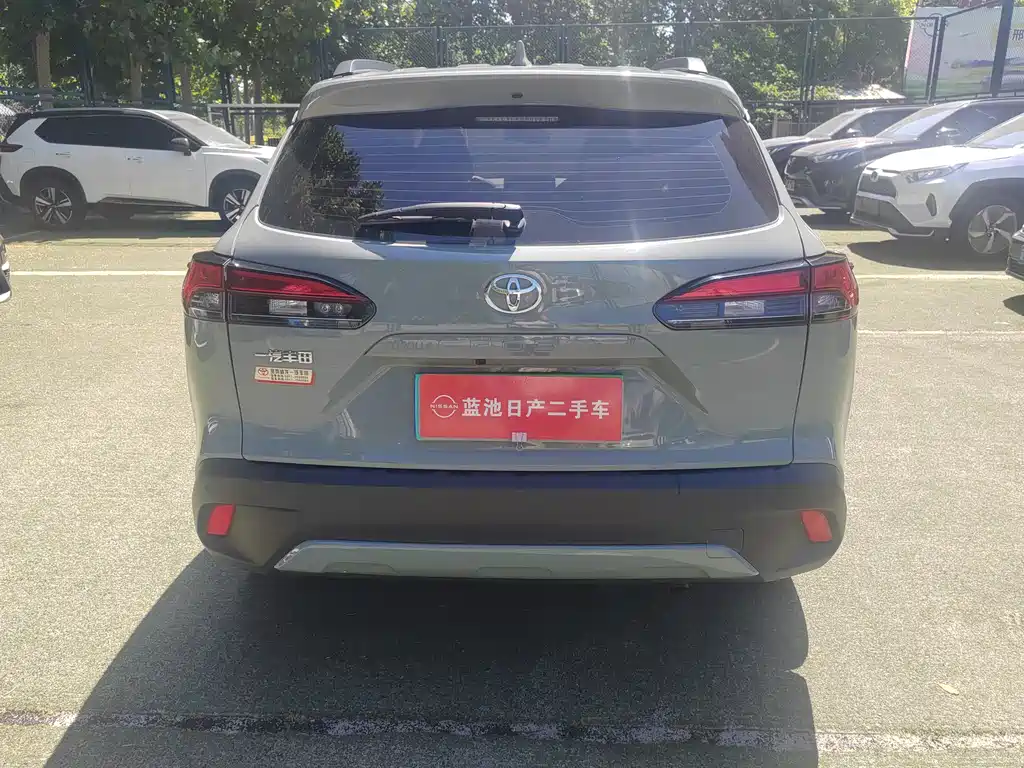 Toyota Corolla Cross 2022 — фото 23