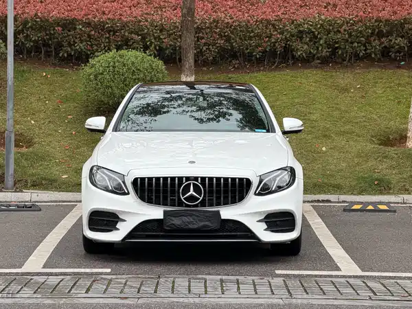 Mercedes-Benz E-Class 2018