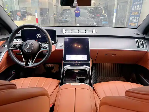Mercedes-Benz S-Class 2021