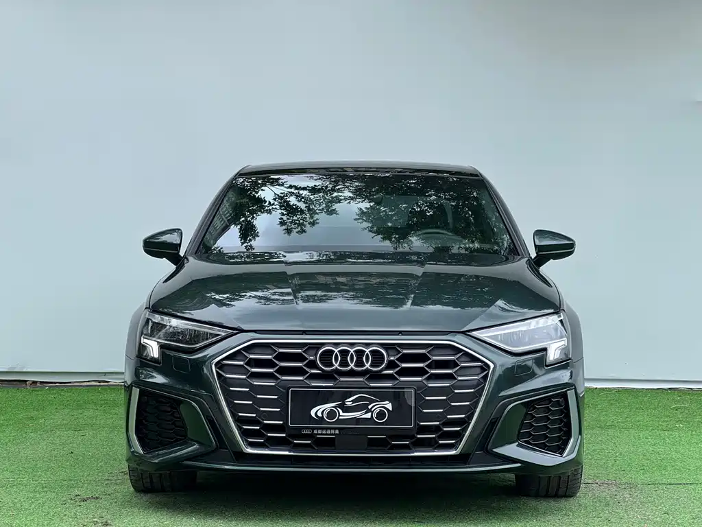 Audi A3 2022 — фото 2