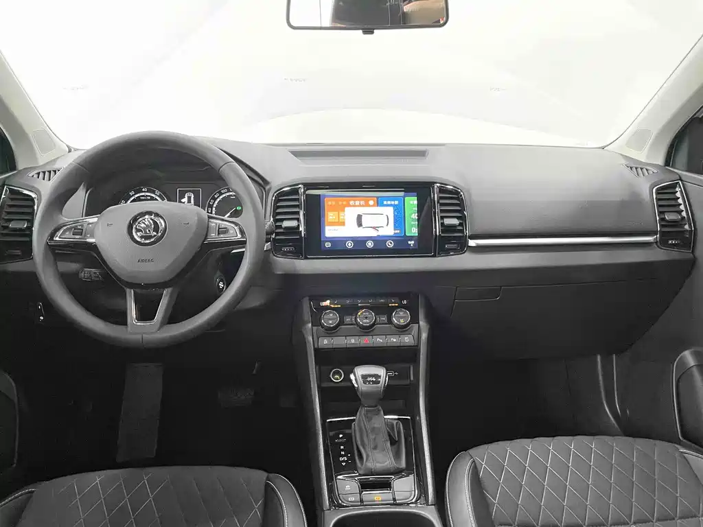 Skoda Karoq 2021 — фото 6