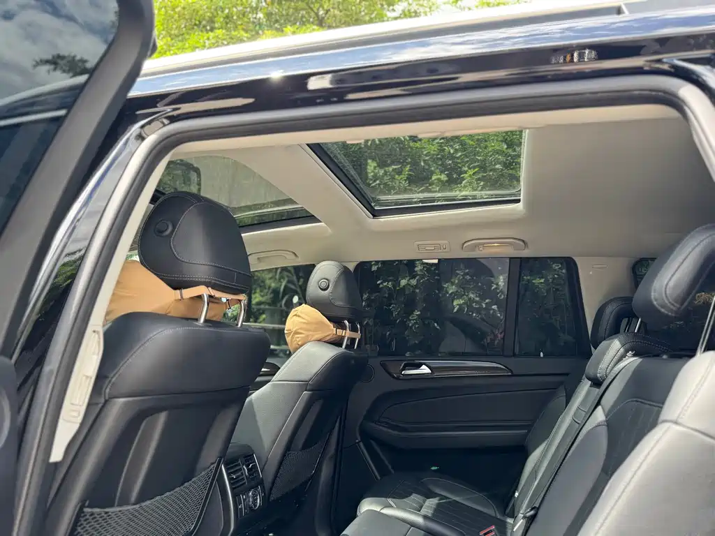Mercedes-Benz GLS 2018 — фото 15