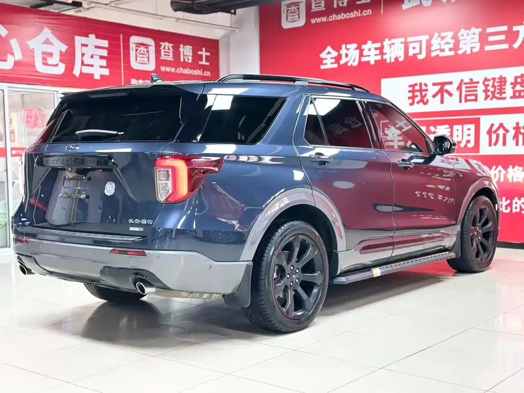 Ford Explorer 2023 — фото 6
