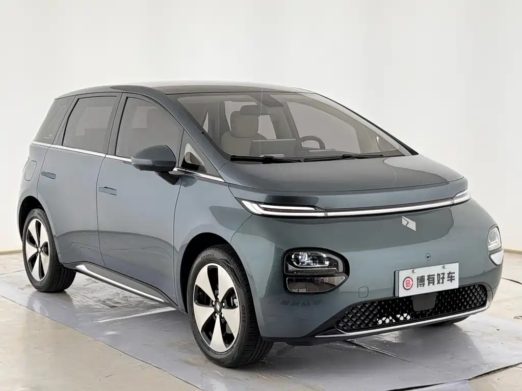 Baojun Clouds 2023