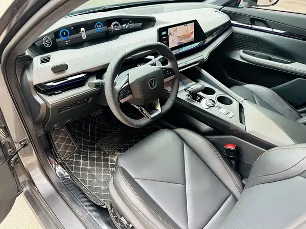 Changan UNI-V 2022
