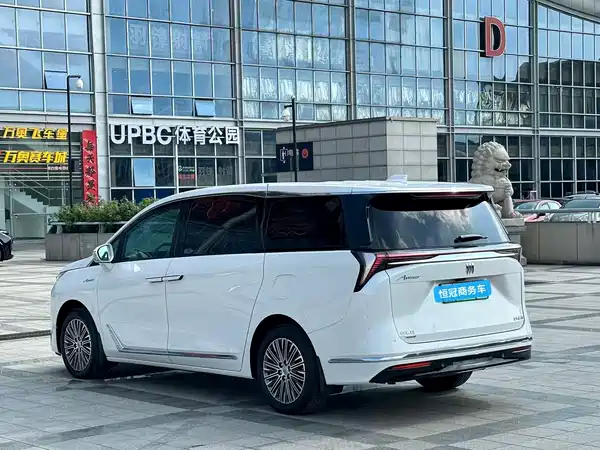 Buick GL8 New Energy 2025