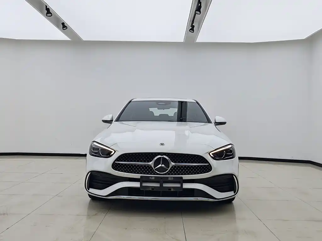 Mercedes-Benz C-Class 2022