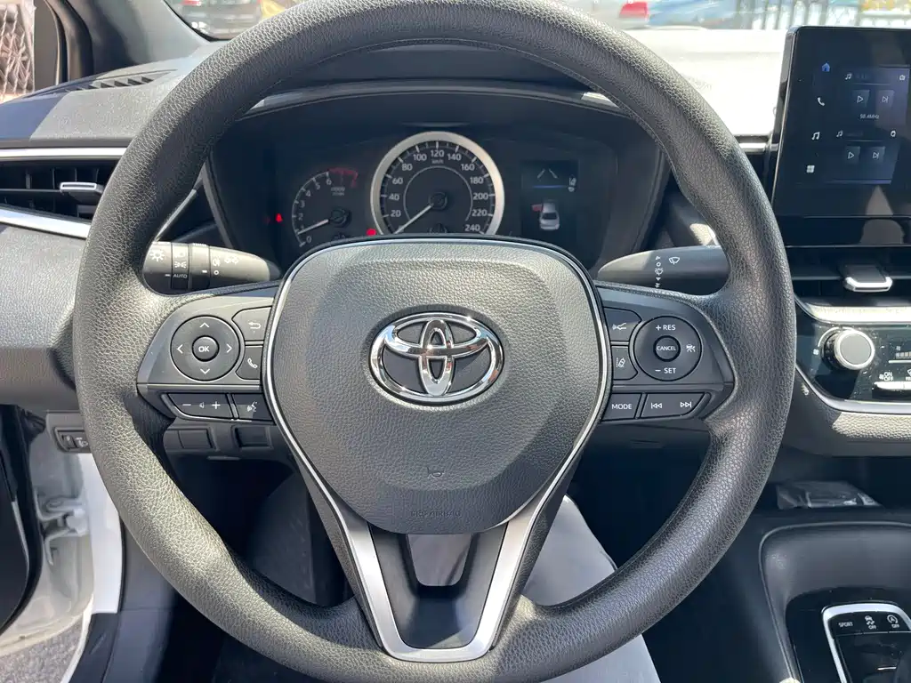 Toyota Levin 2025 — фото 17