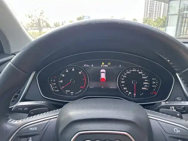 Audi Q5L 2019