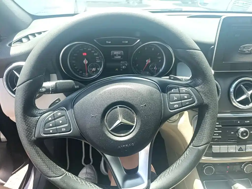 Mercedes-Benz CLA 2018 — фото 11