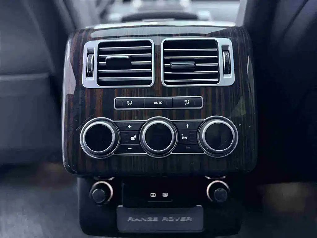 Land Rover Range Rover 2017 — фото 10
