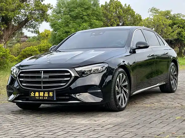 Mercedes-Benz E-Class 2025