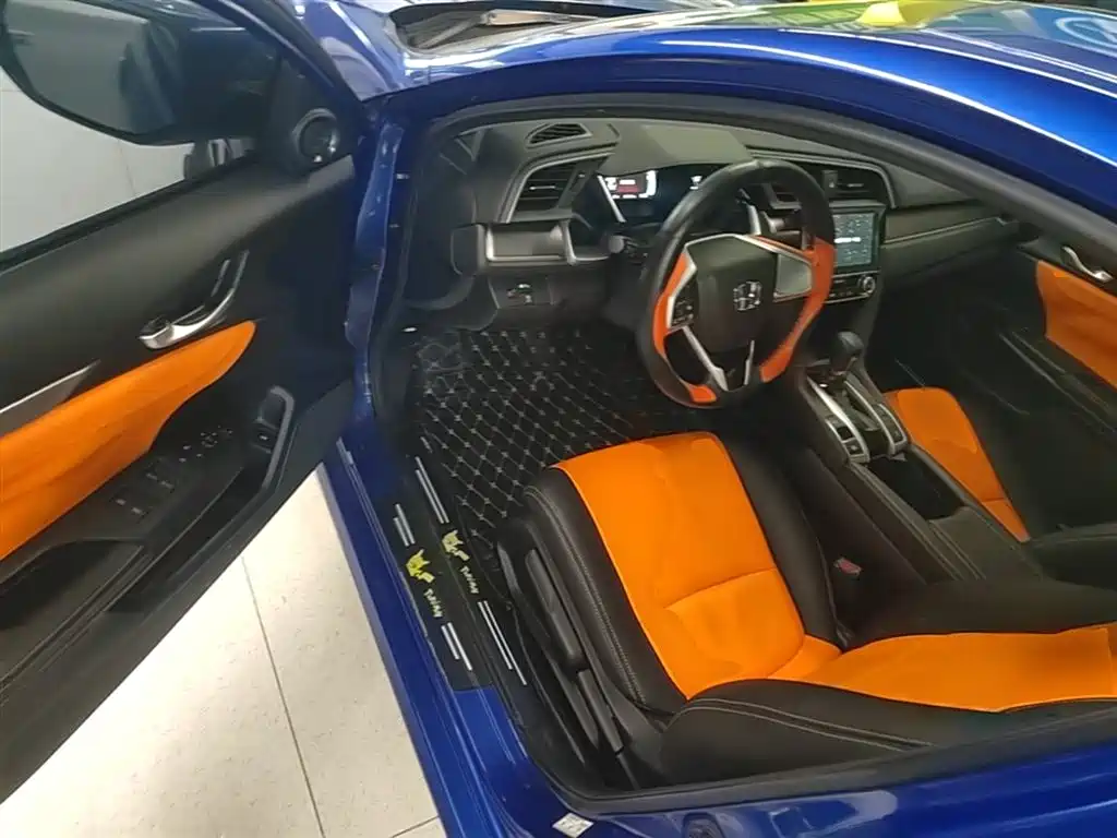 Honda Civic 2017 — фото 16