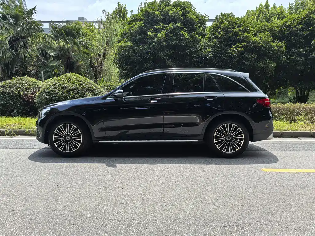 Mercedes-Benz GLC 2018 — фото 4