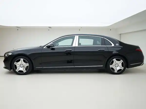 Mercedes-Benz Maybach S-Class 2024